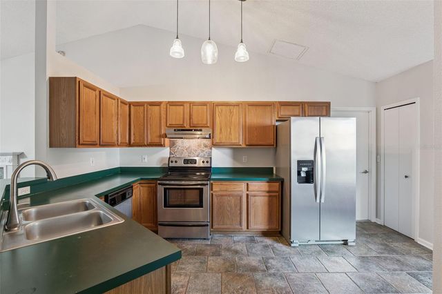 192 KELLY CIRCLE, Sanford, FL 32773