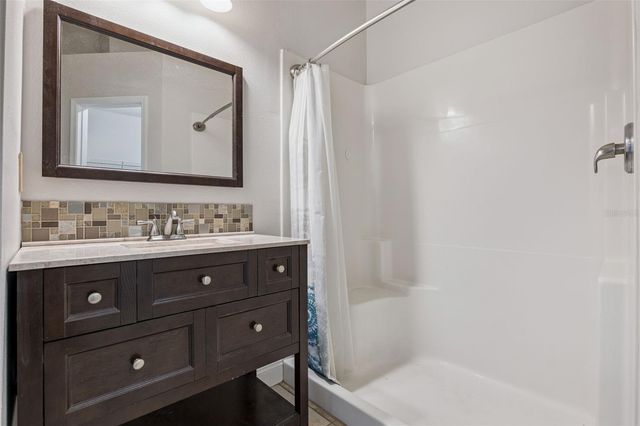 192 KELLY CIRCLE, Sanford, FL 32773