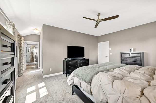 N66W15735 Fox Meadow DRIVE, Menomonee Falls, WI 53051