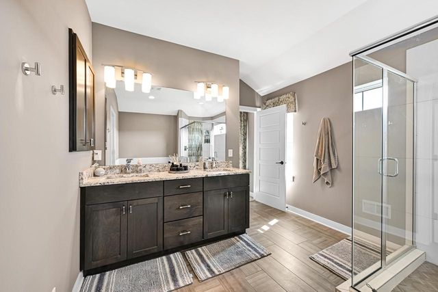 N66W15735 Fox Meadow DRIVE, Menomonee Falls, WI 53051