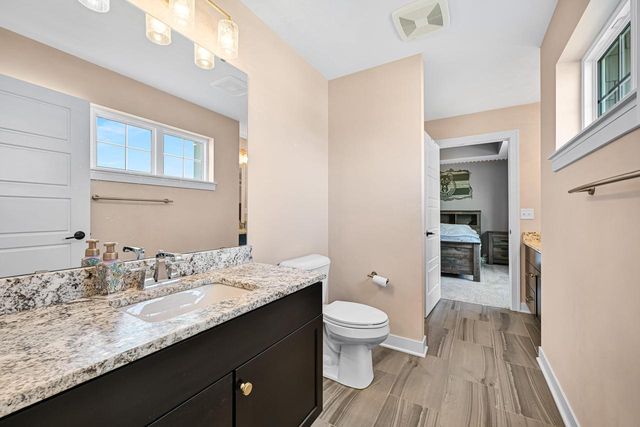 N66W15735 Fox Meadow DRIVE, Menomonee Falls, WI 53051