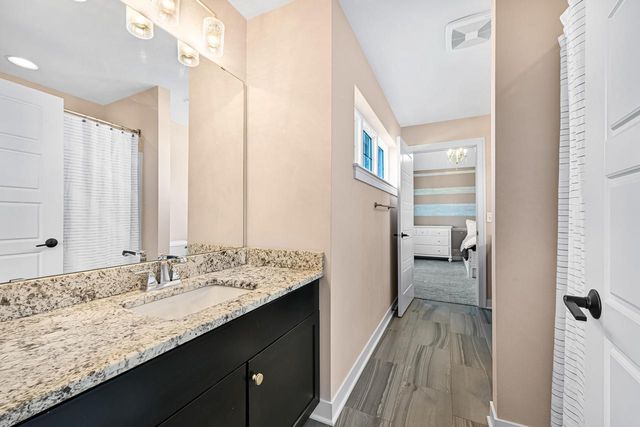 N66W15735 Fox Meadow DRIVE, Menomonee Falls, WI 53051