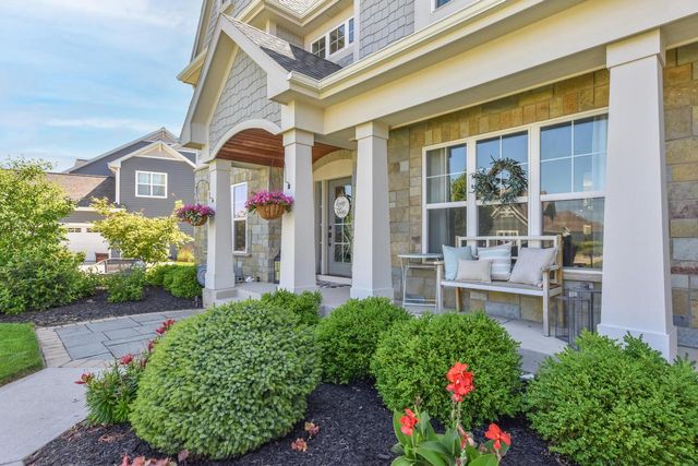 N66W15735 Fox Meadow DRIVE, Menomonee Falls, WI 53051
