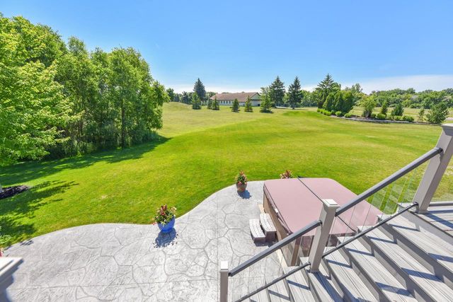 N66W15735 Fox Meadow DRIVE, Menomonee Falls, WI 53051