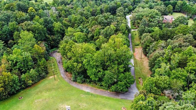 111 Camelot Street 43, Rutherford College, NC 28612