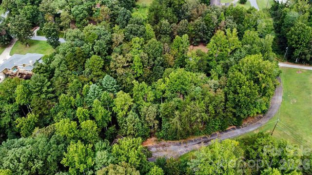 111 Camelot Street 43, Rutherford College, NC 28612