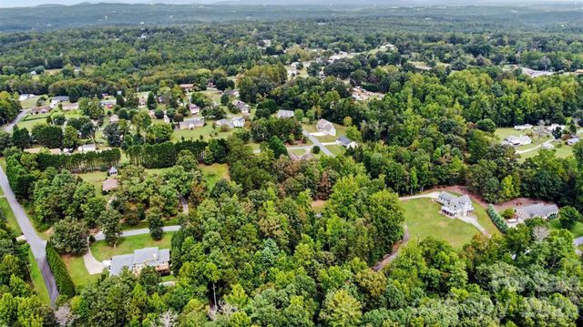111 Camelot Street 43, Rutherford College, NC 28612