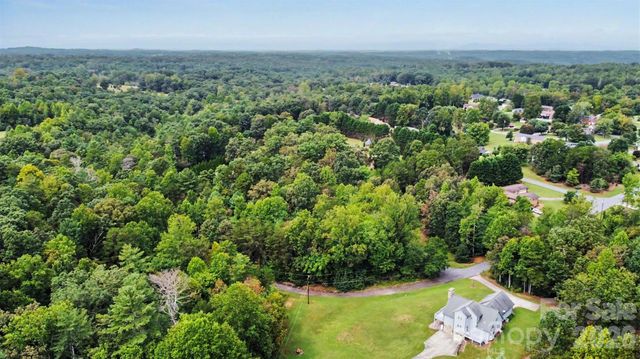 111 Camelot Street 43, Rutherford College, NC 28612