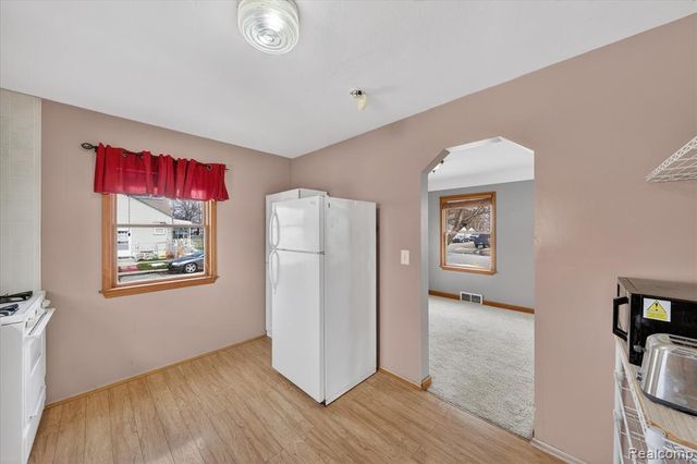 13620 Poplar Street, Southgate, MI 48195