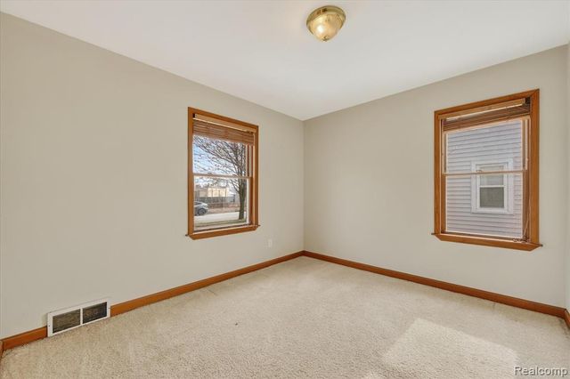 13620 Poplar Street, Southgate, MI 48195