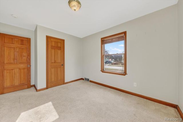 13620 Poplar Street, Southgate, MI 48195