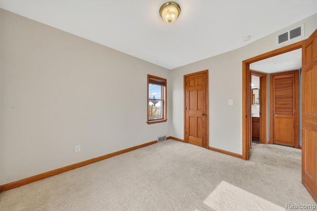 13620 Poplar Street, Southgate, MI 48195