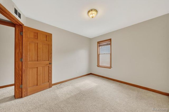 13620 Poplar Street, Southgate, MI 48195