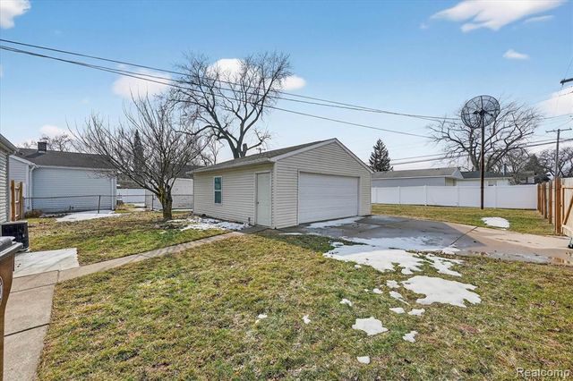 13620 Poplar Street, Southgate, MI 48195