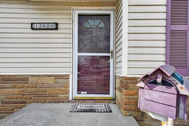 13620 Poplar Street, Southgate, MI 48195