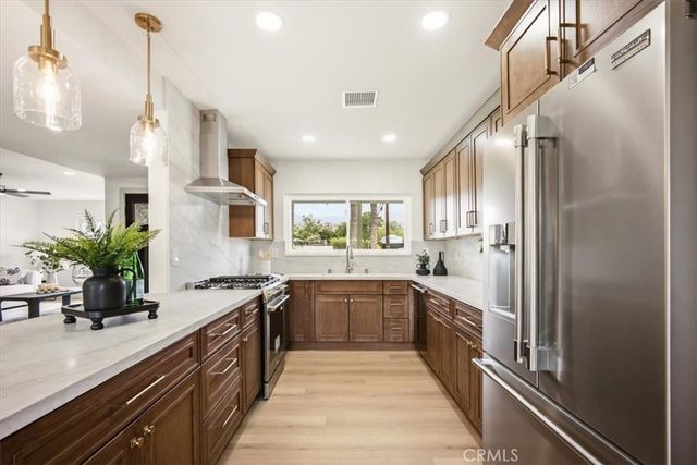 818 Hood, Claremont, CA 91711