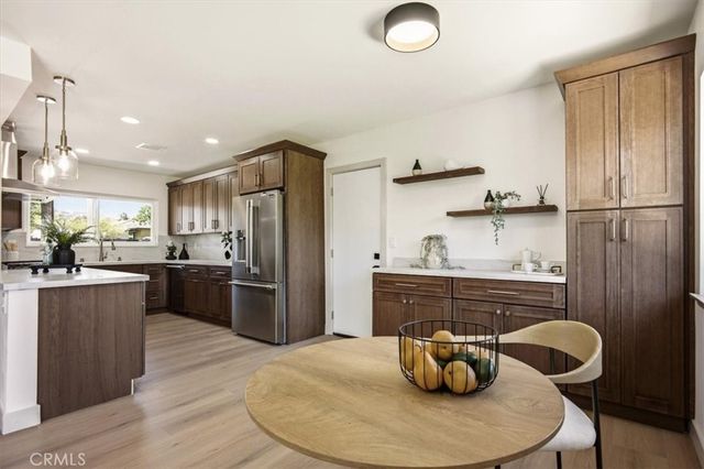 818 Hood, Claremont, CA 91711