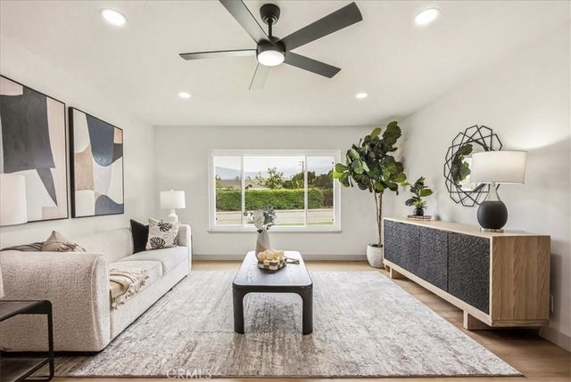 818 Hood, Claremont, CA 91711