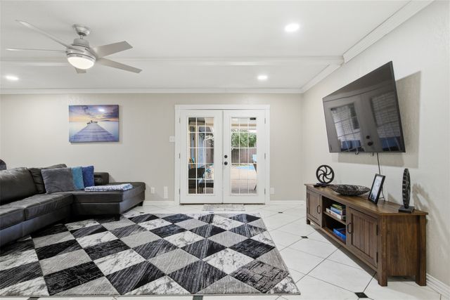 3165 Darvany Drive, Dallas, TX 75220