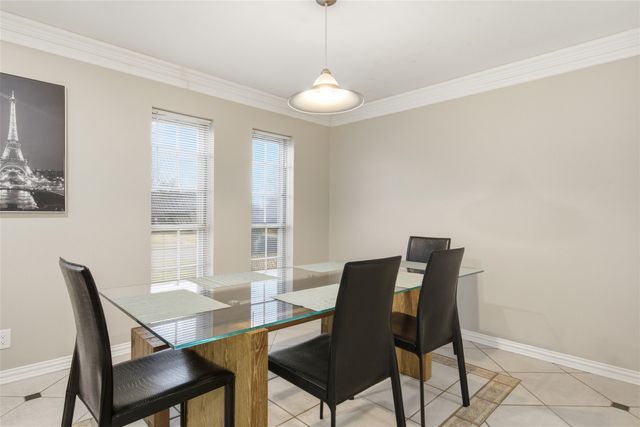 3165 Darvany Drive, Dallas, TX 75220