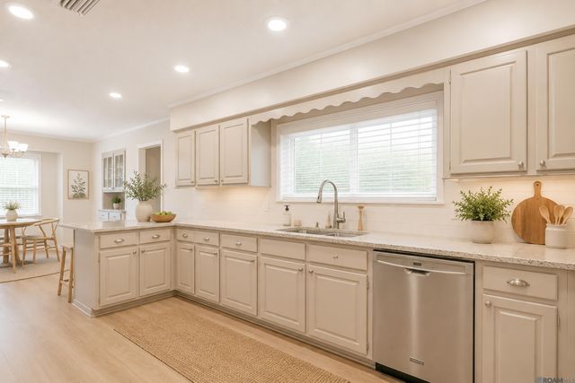 9255 Arnold Rd, Denham Springs, LA 70726