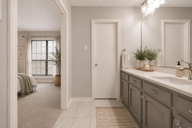 9255 Arnold Rd, Denham Springs, LA 70726
