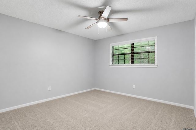 9255 Arnold Rd, Denham Springs, LA 70726