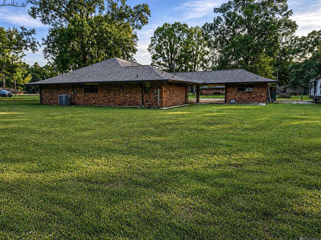 9255 Arnold Rd, Denham Springs, LA 70726