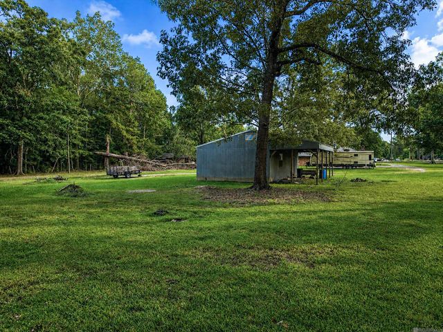 9255 Arnold Rd, Denham Springs, LA 70726
