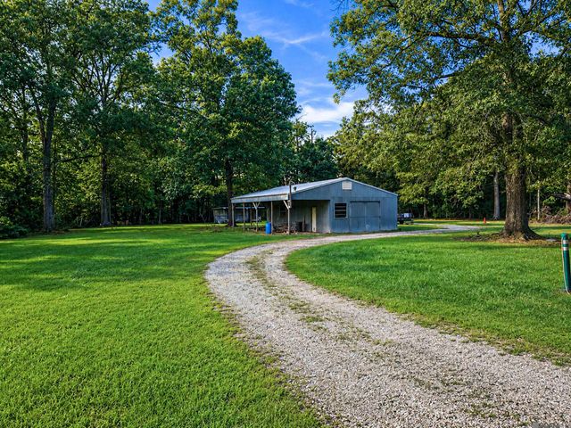 9255 Arnold Rd, Denham Springs, LA 70726