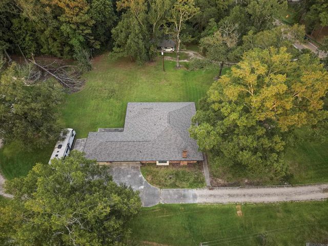 9255 Arnold Rd, Denham Springs, LA 70726