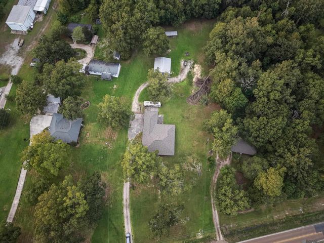 9255 Arnold Rd, Denham Springs, LA 70726