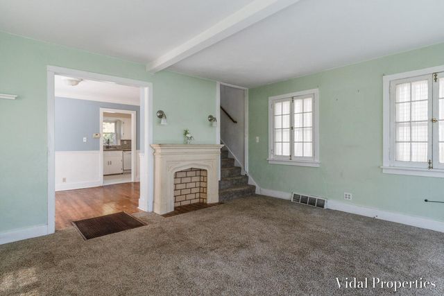 8929 Waruf Avenue, Portage City, MI 49002