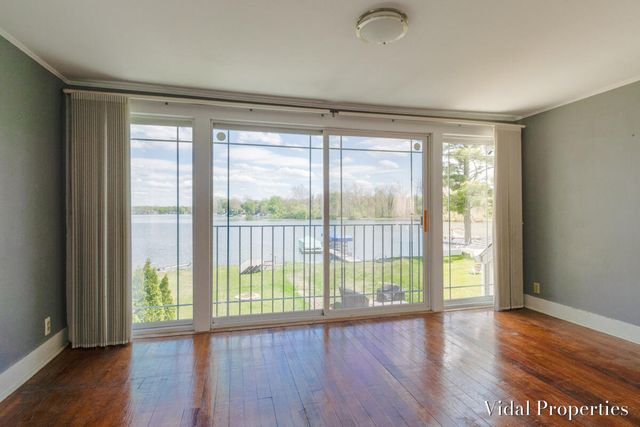 8929 Waruf Avenue, Portage City, MI 49002