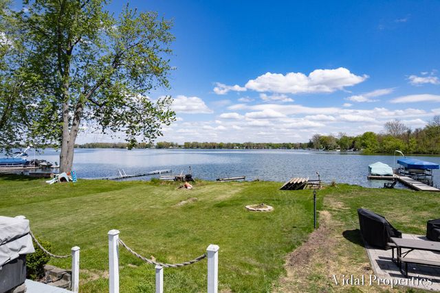 8929 Waruf Avenue, Portage City, MI 49002