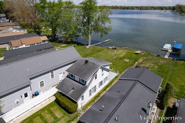 8929 Waruf Avenue, Portage City, MI 49002