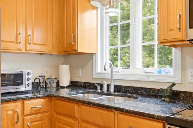 97 Onset Road, Bennington, NH 03442