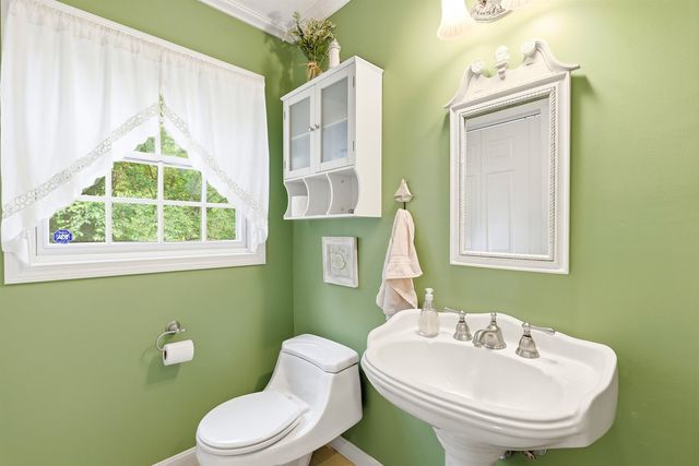 97 Onset Road, Bennington, NH 03442