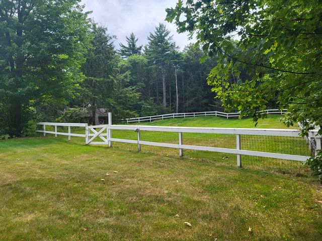 97 Onset Road, Bennington, NH 03442