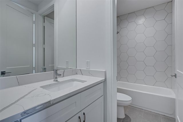 8926 Spring Knoll Forest Drive, Houston, TX 77080