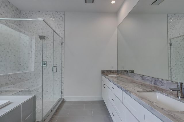 8926 Spring Knoll Forest Drive, Houston, TX 77080