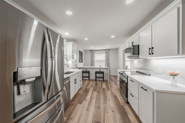 2528 Sunshine Court, Bedford, TX 76021