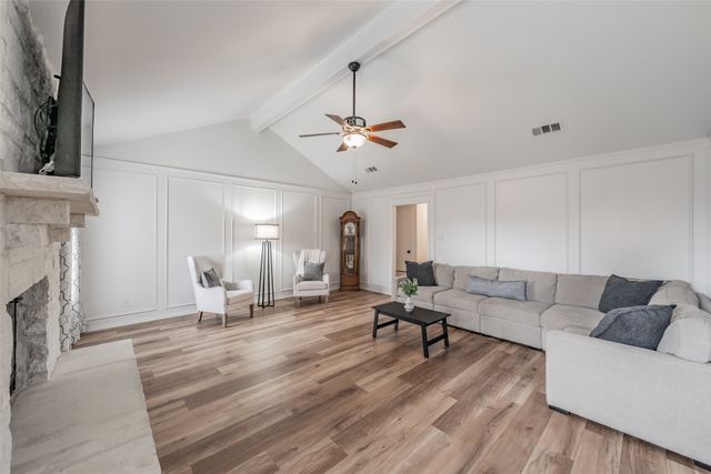 2528 Sunshine Court, Bedford, TX 76021