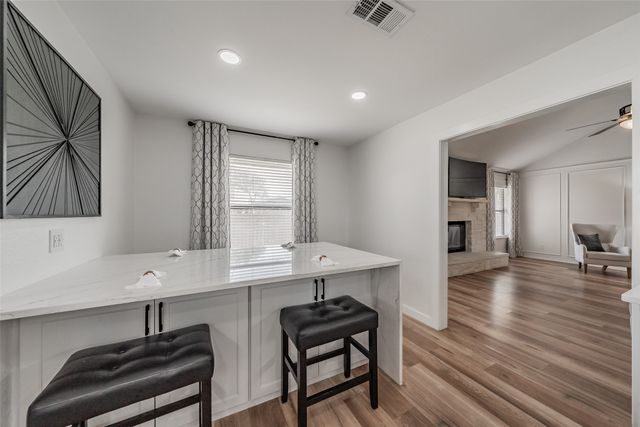 2528 Sunshine Court, Bedford, TX 76021