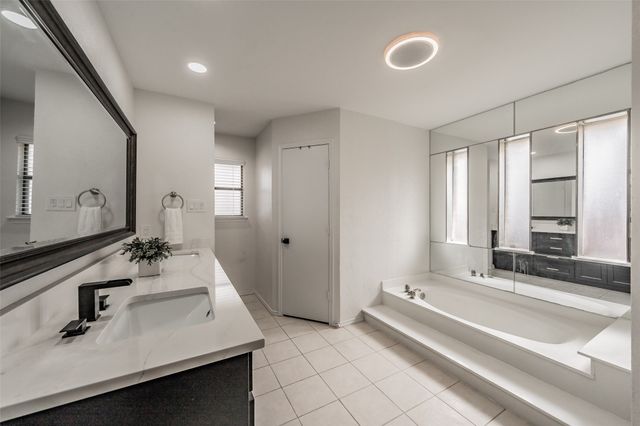 2528 Sunshine Court, Bedford, TX 76021