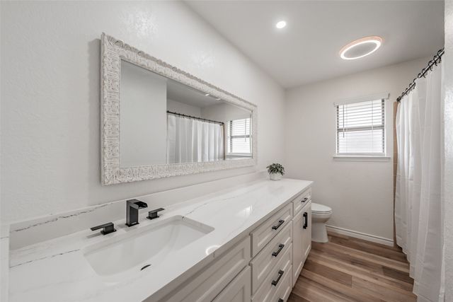 2528 Sunshine Court, Bedford, TX 76021