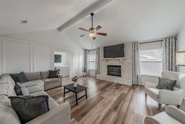 2528 Sunshine Court, Bedford, TX 76021