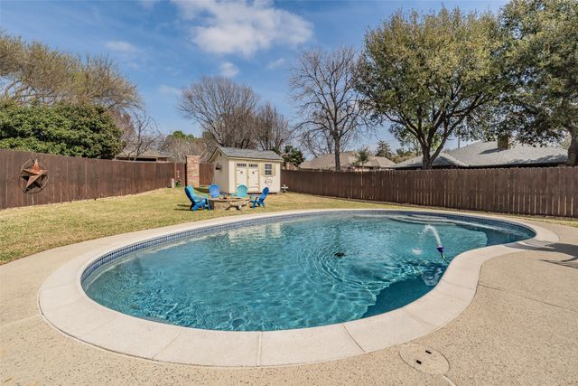 2528 Sunshine Court, Bedford, TX 76021