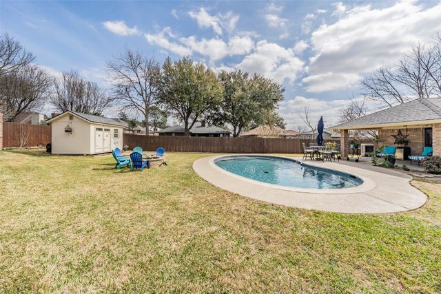 2528 Sunshine Court, Bedford, TX 76021