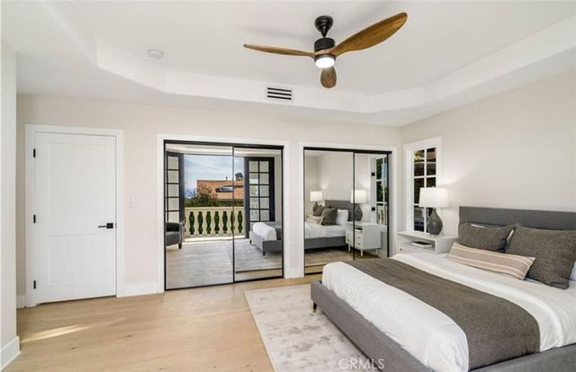 23555 Summit Dr, Calabasas, CA 91302